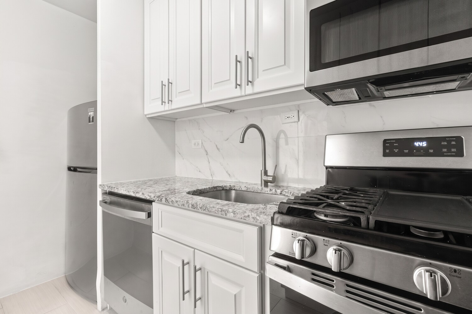 333 E 30TH Street 17E