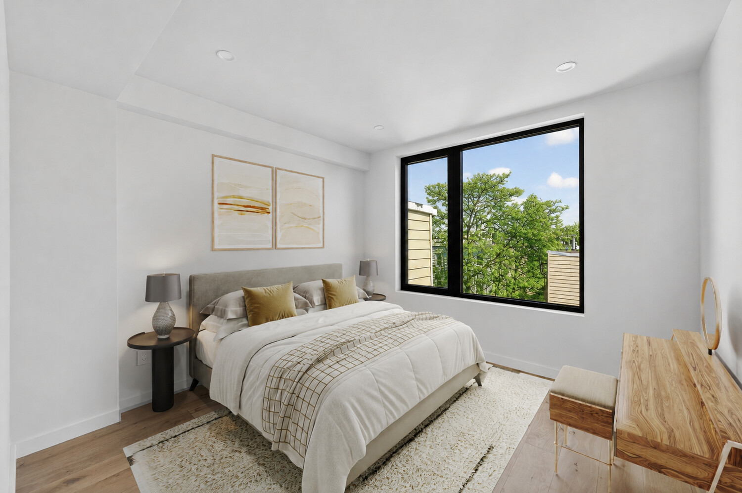74 DIAMOND Street 3B