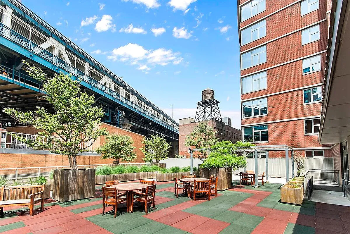 100 JAY Street 25D