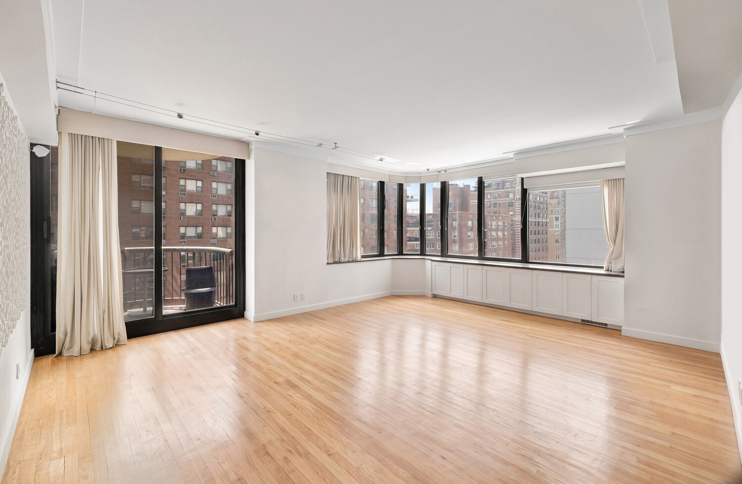 52 E END Avenue 10ABC