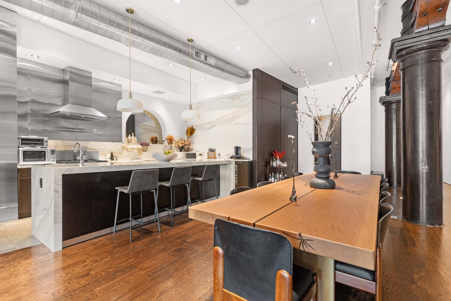 44 LAIGHT Street 1B