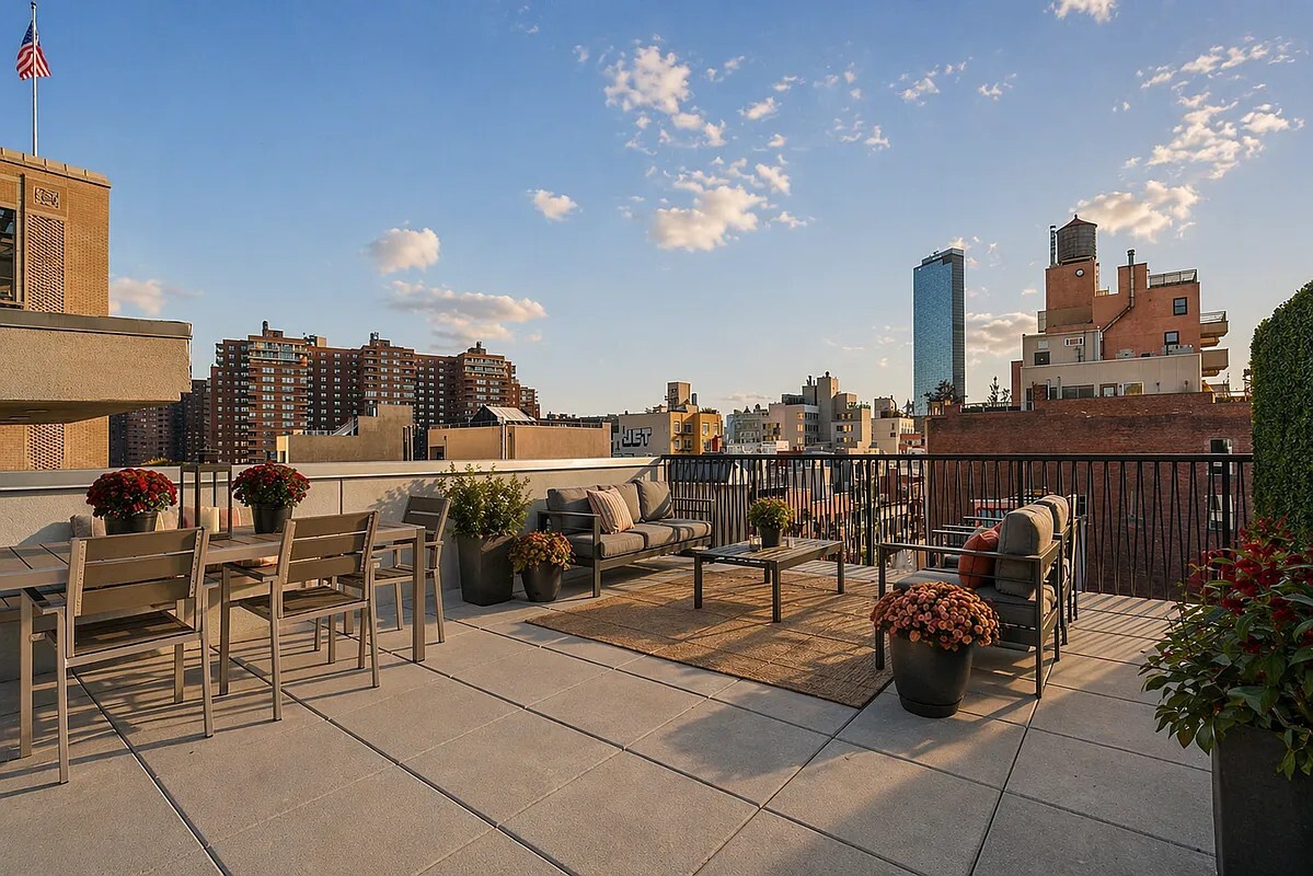 330 GRAND Street 4A