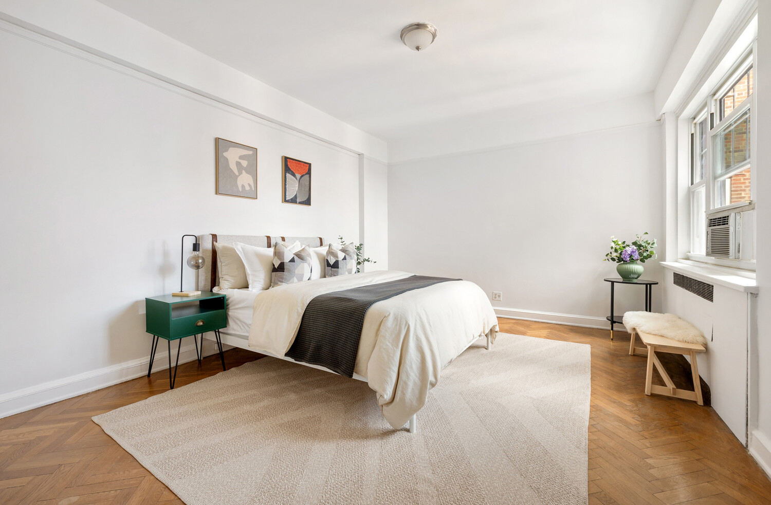160 CABRINI Boulevard APT127