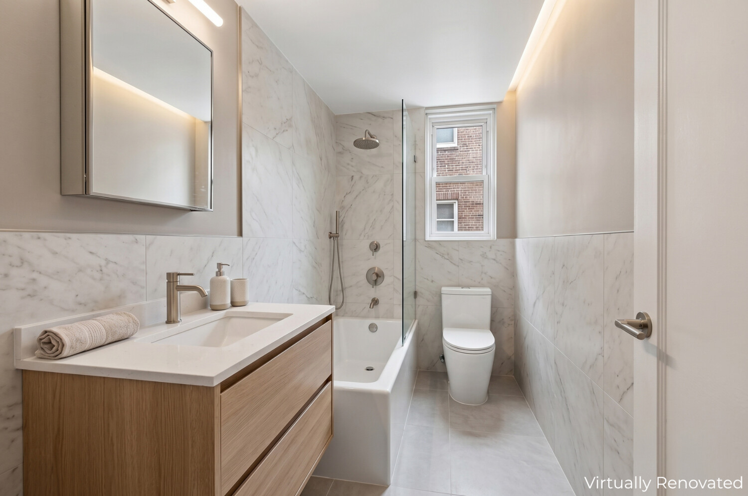 160 CABRINI Boulevard APT127
