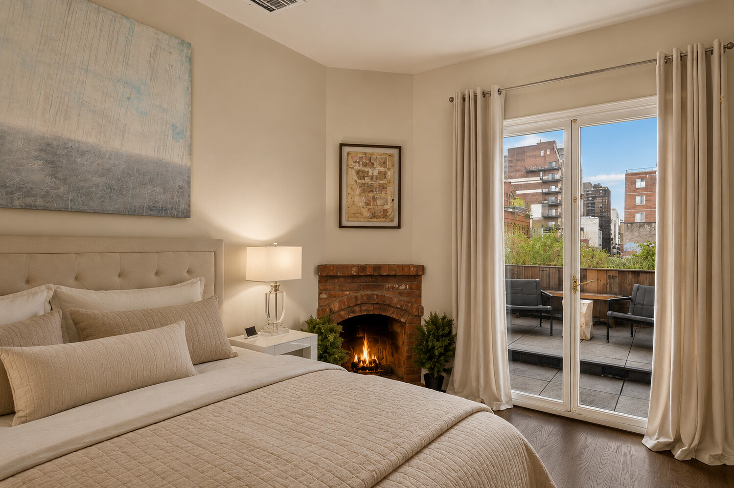203 E 13TH Street PH4CD