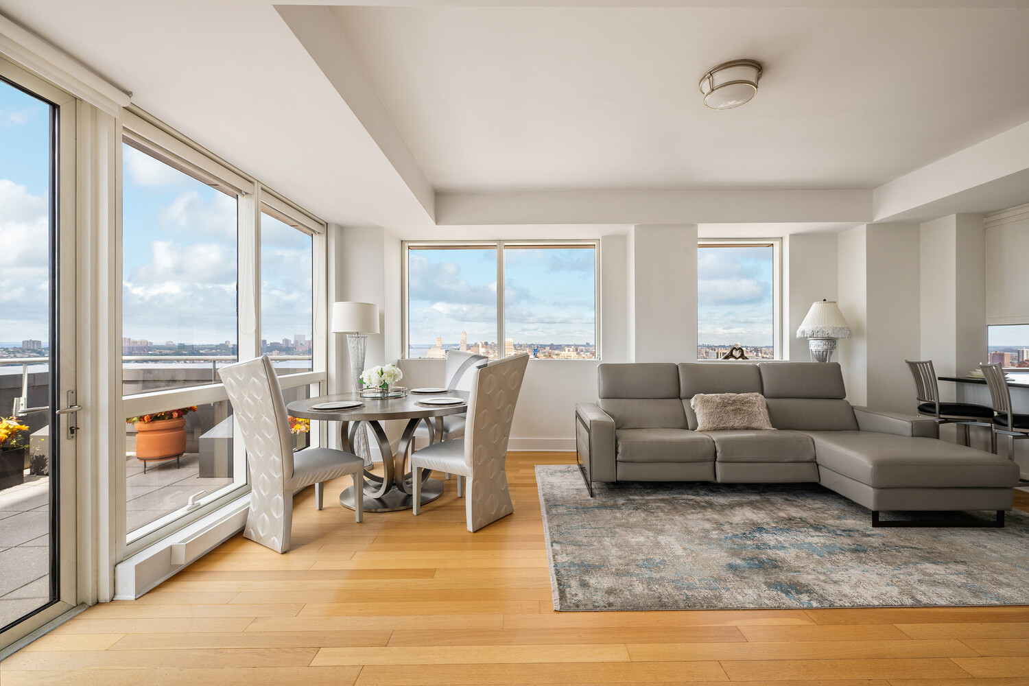 2628 BROADWAY 34FLOOR