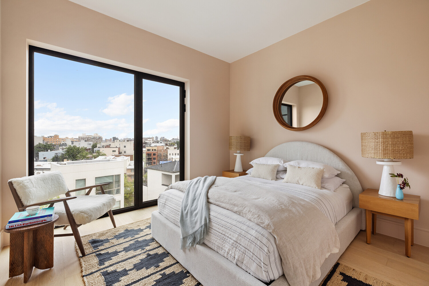28 HERBERT Street 5A