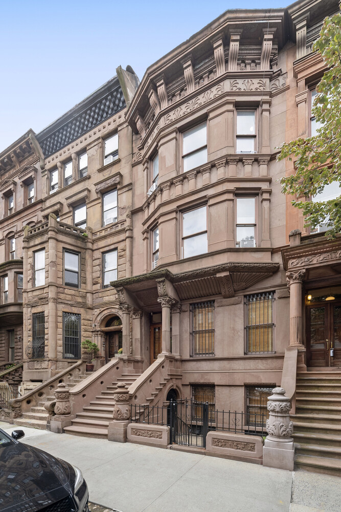 14 W 121ST Street