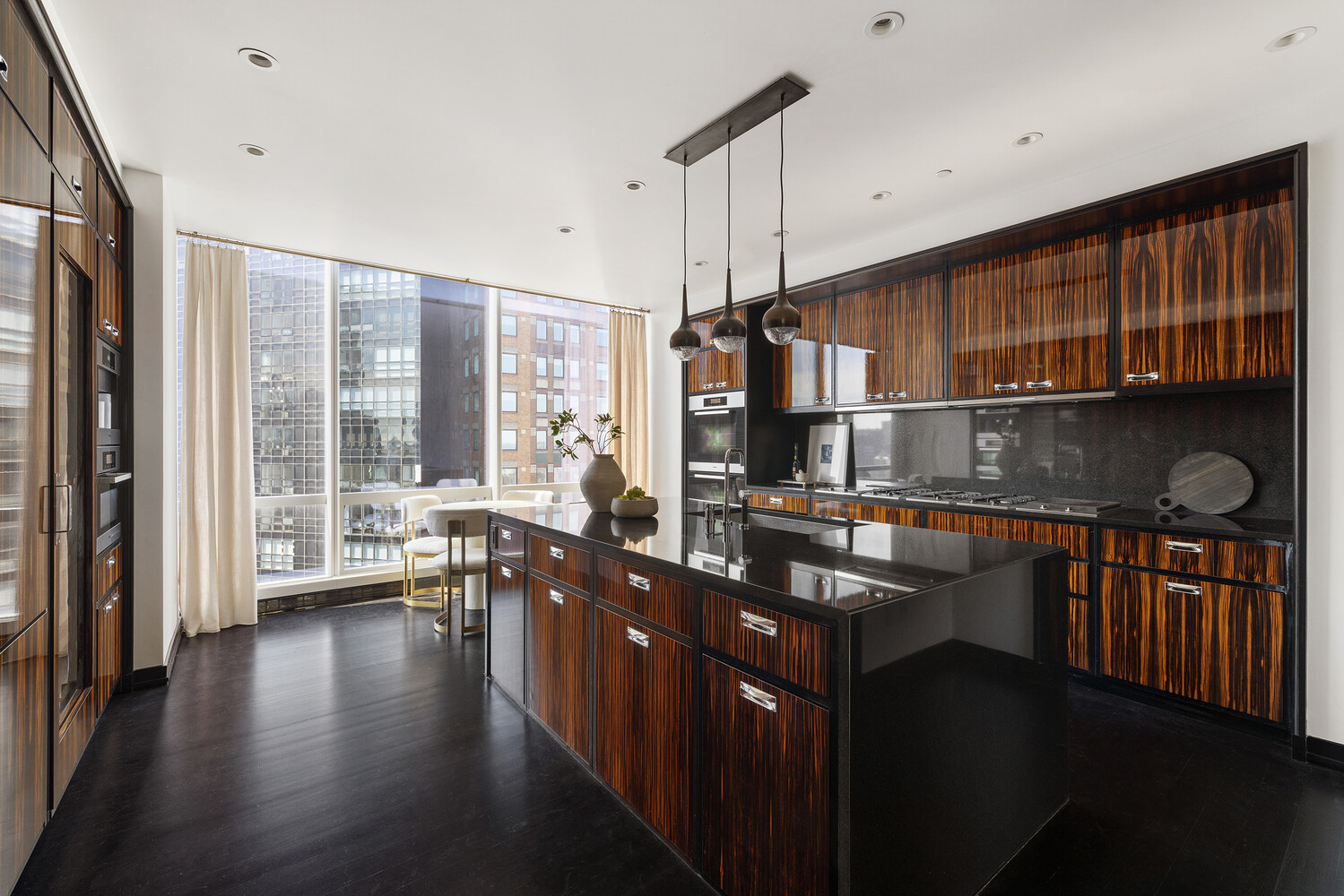 157 W 57TH Street 50C