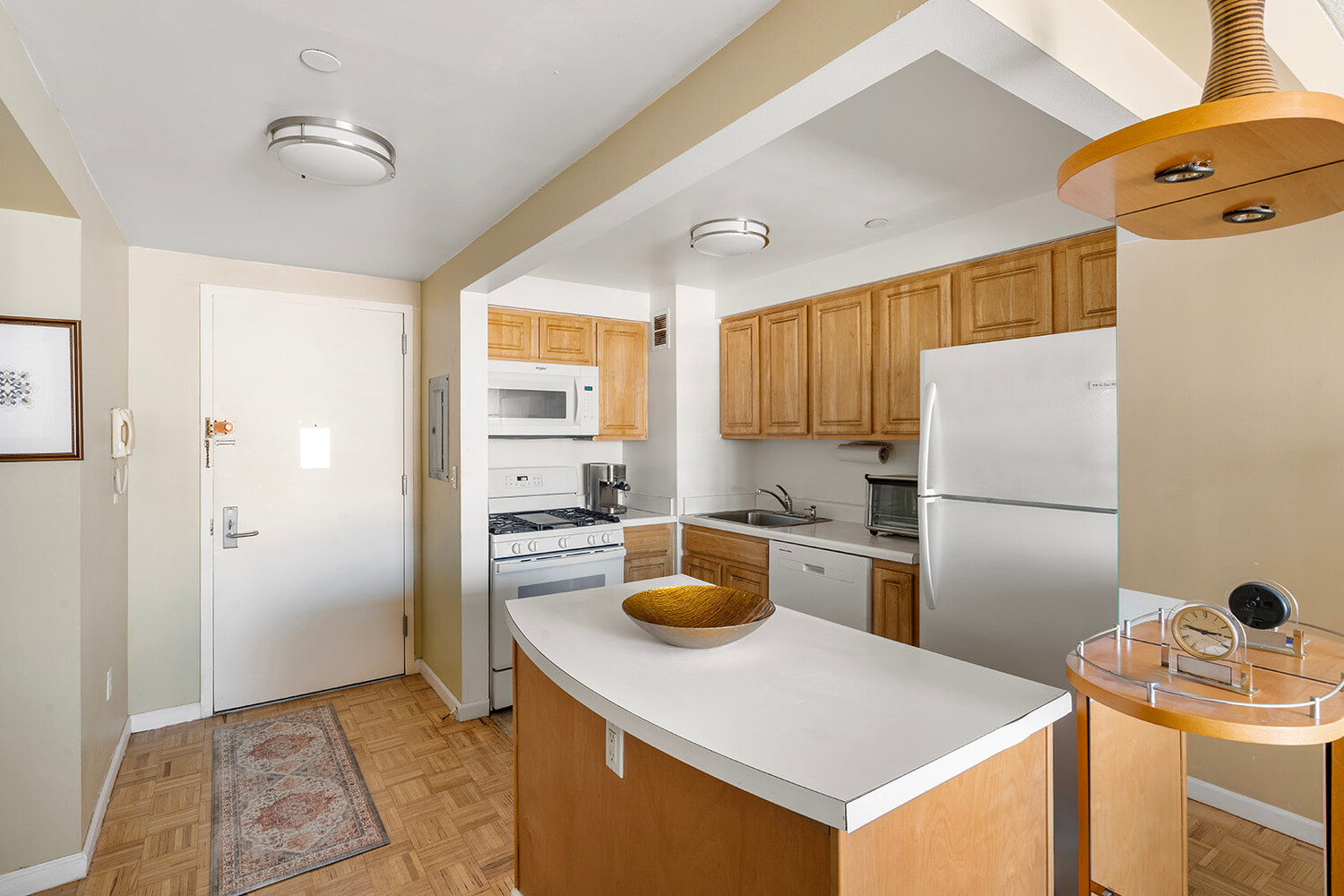 102 BRADHURST Avenue 1007