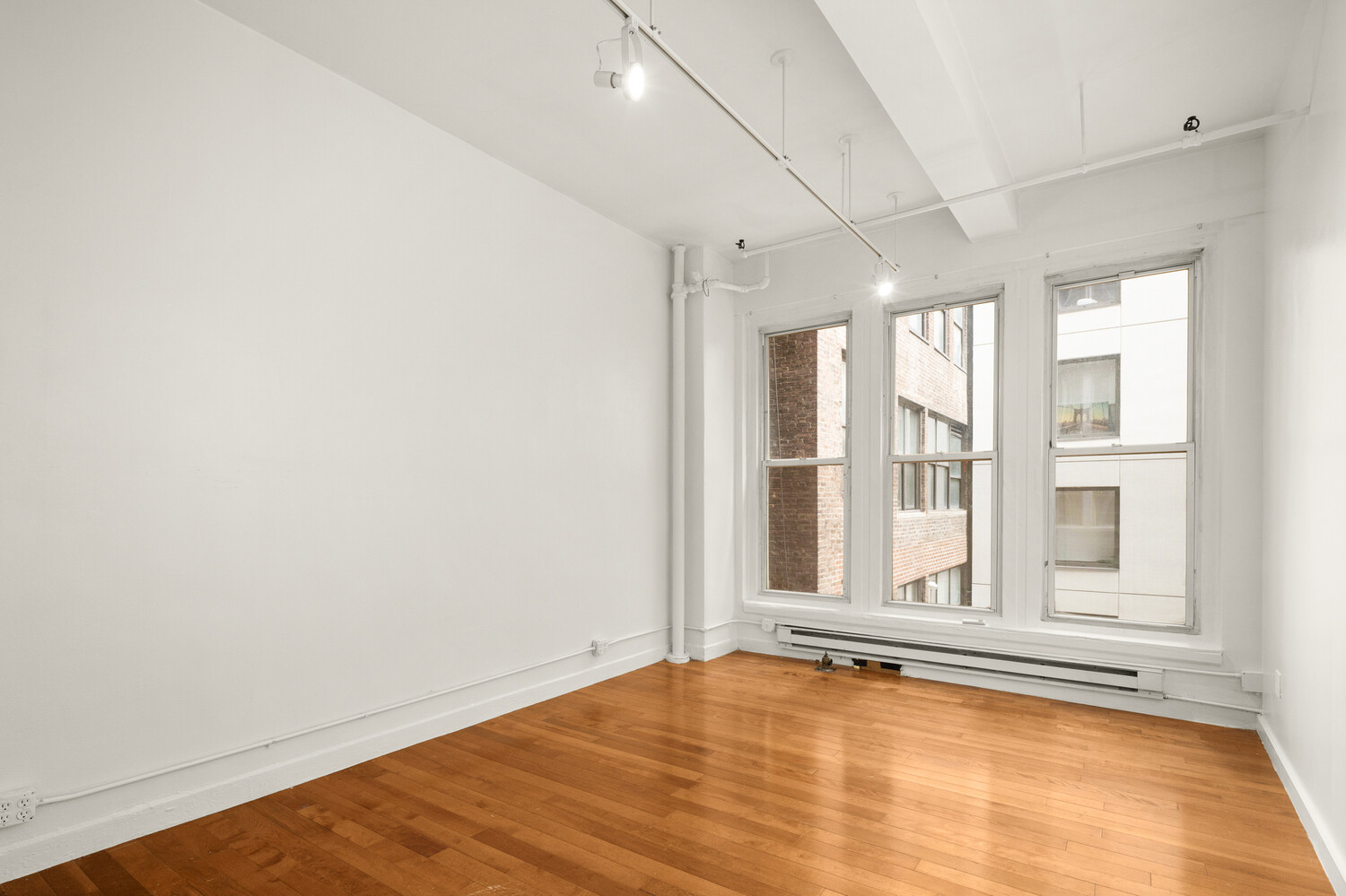 208 W 30TH Street 302