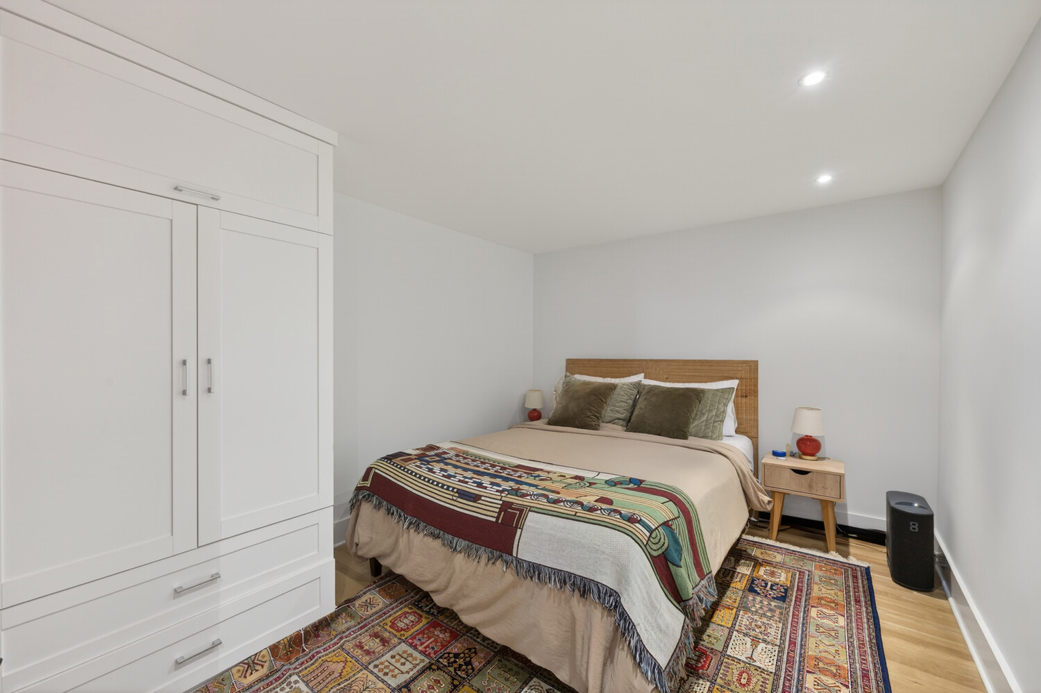 74 READE Street 2ER