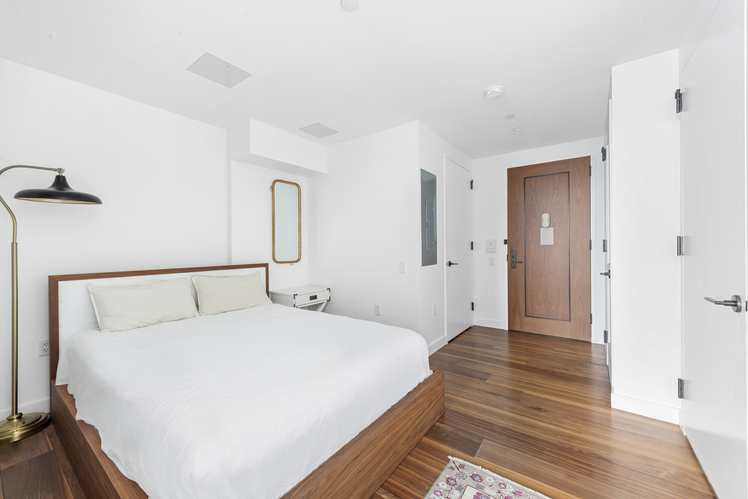 21 INDIA Street 32F
