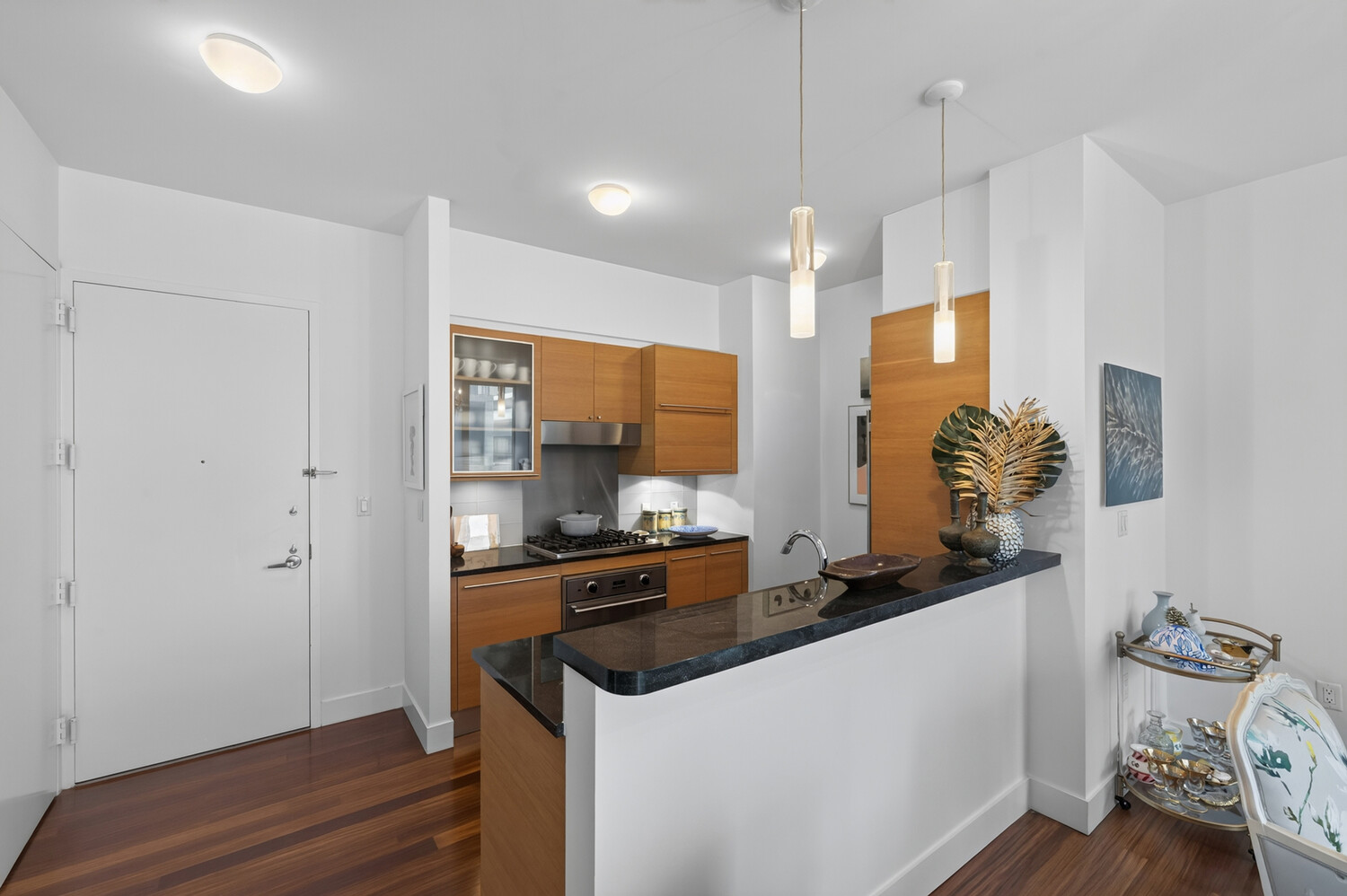 10 W END Avenue 6F