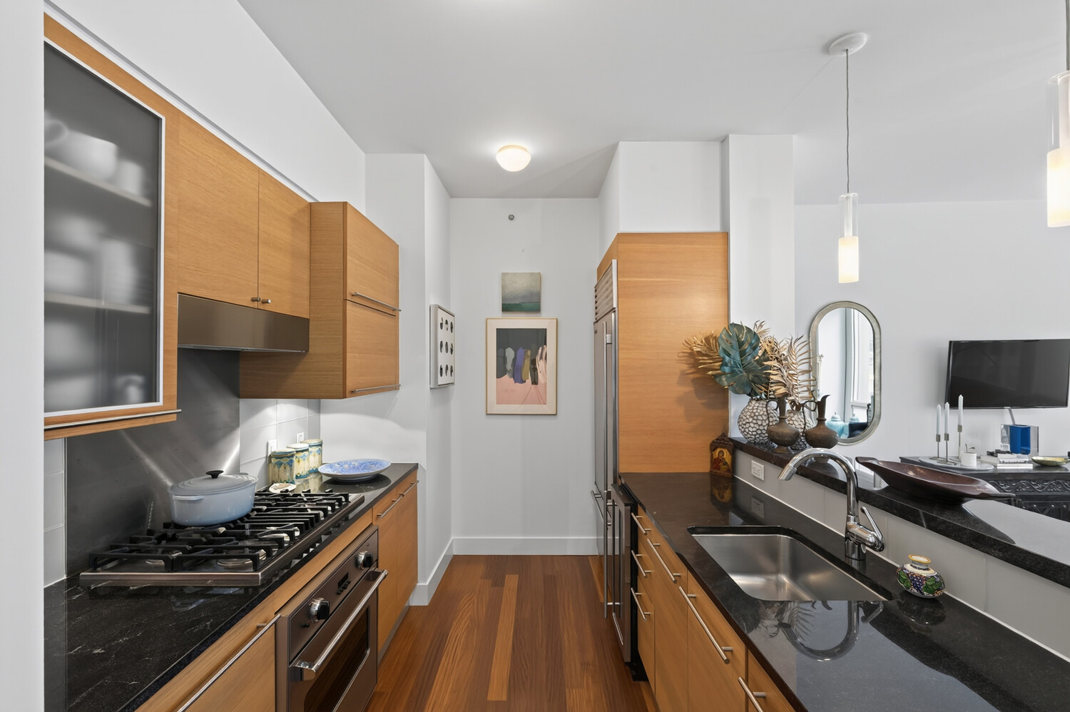 10 W END Avenue 6F