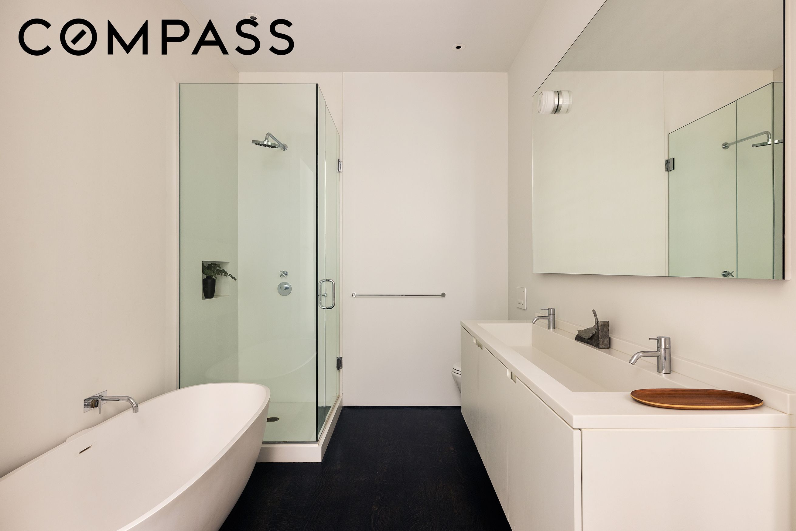 451 W Broadway 2S