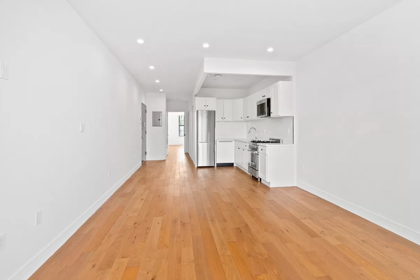 301 COVERT Street 3E