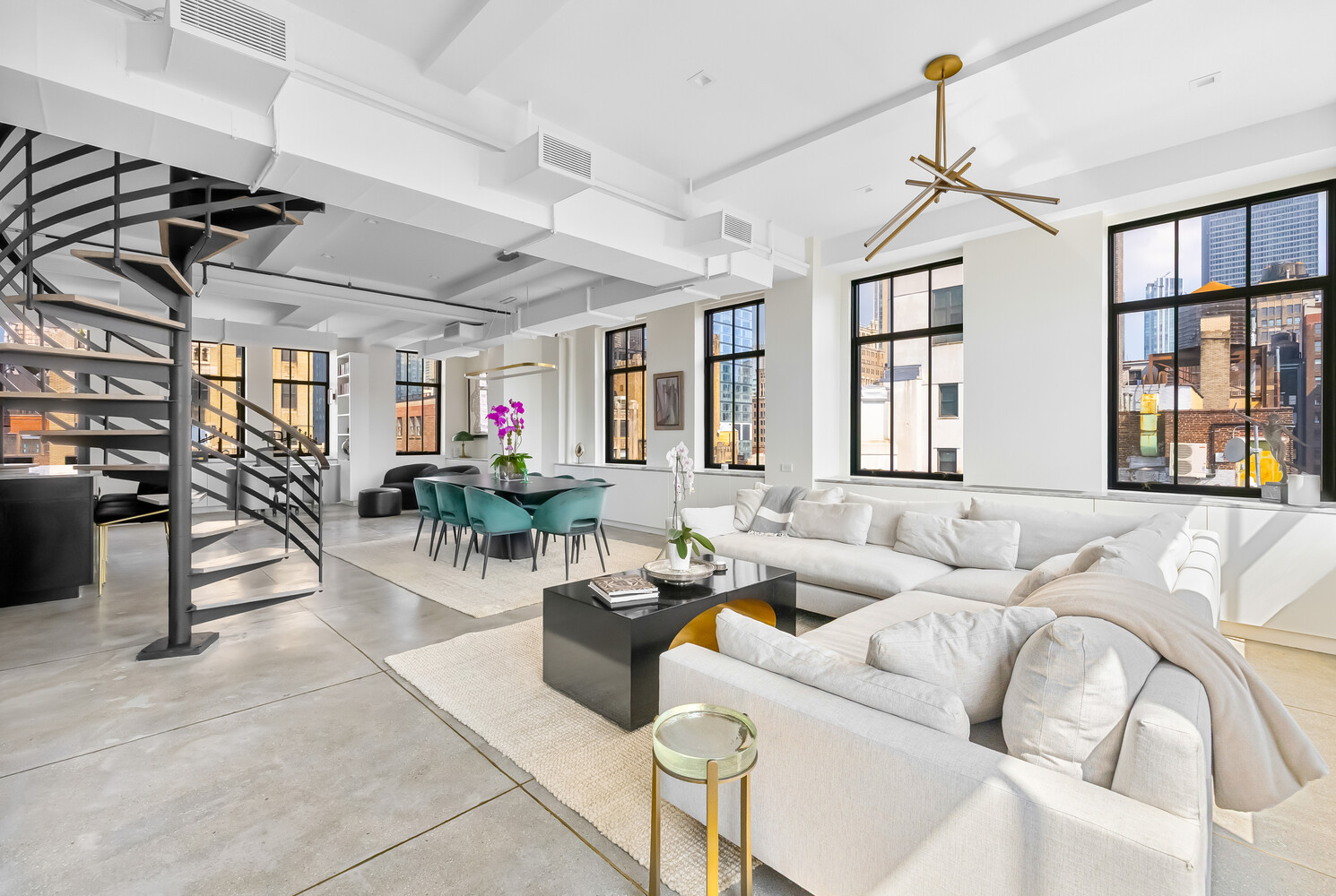 252 W 30TH Street PH15