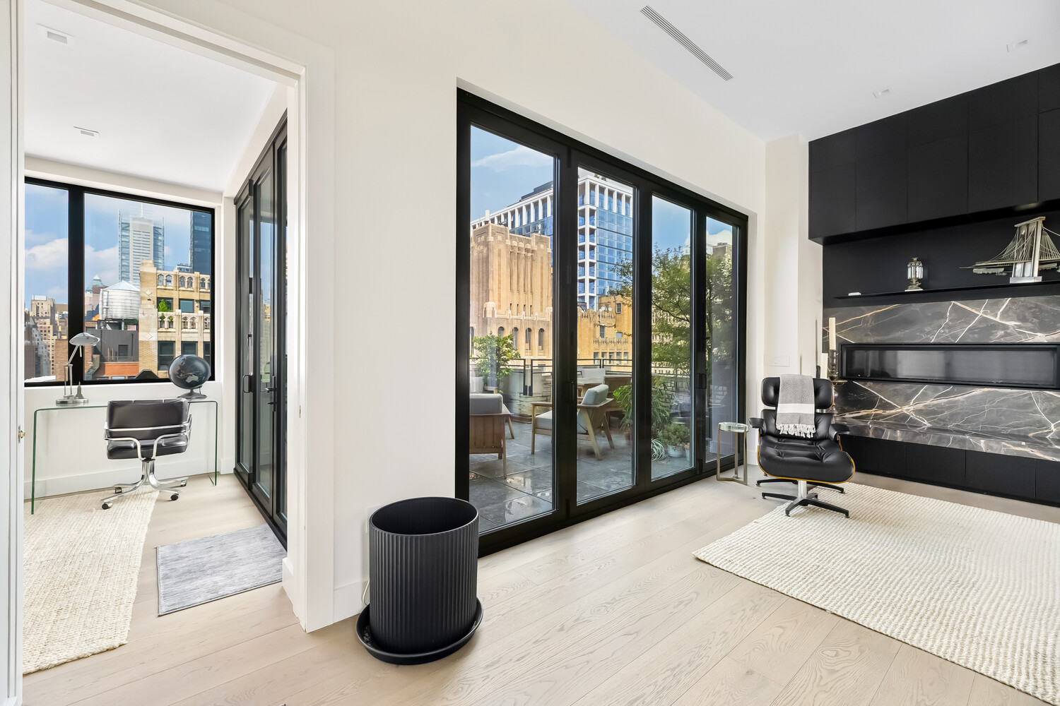 252 W 30TH Street PH15