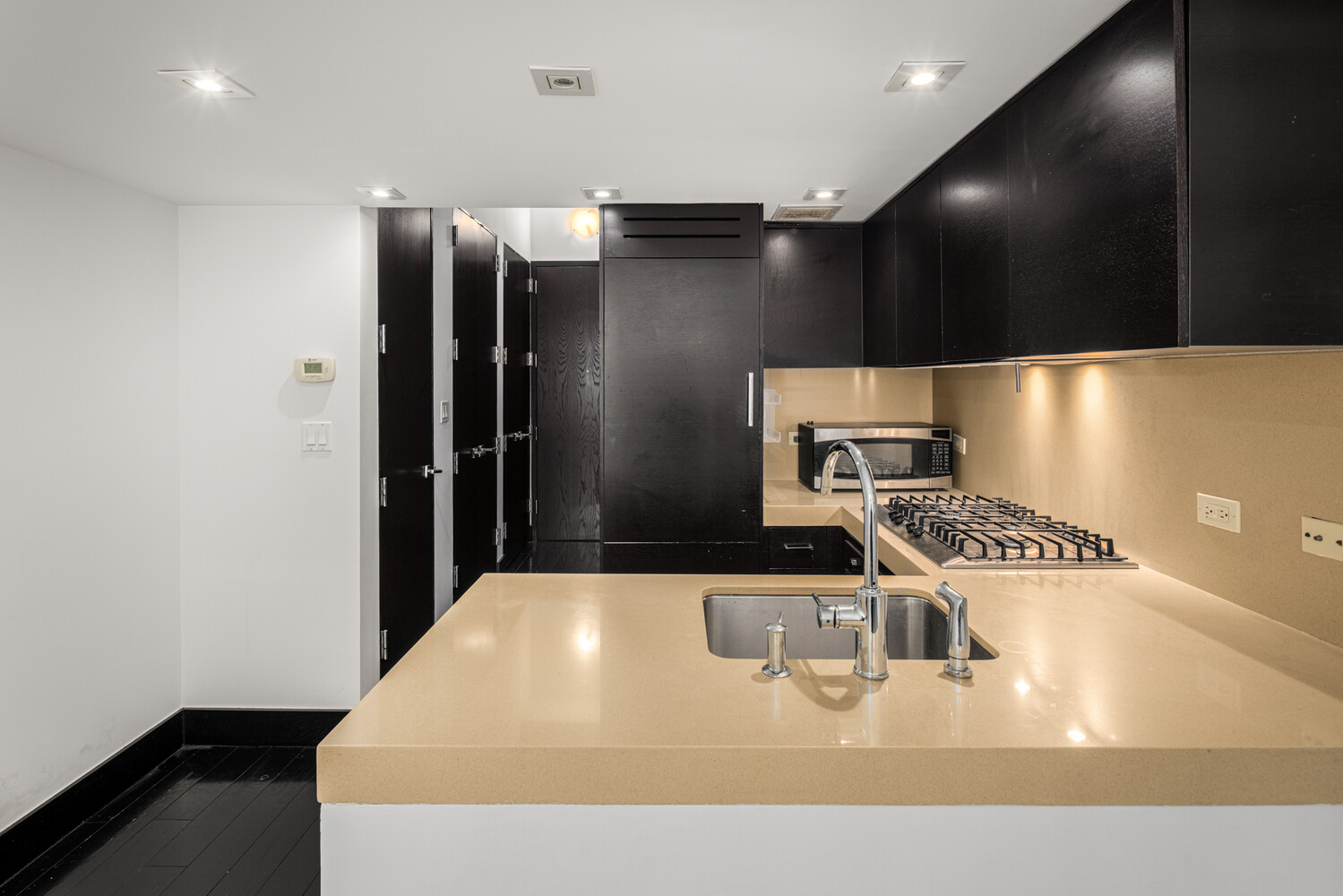 254 PARK Avenue S 9G