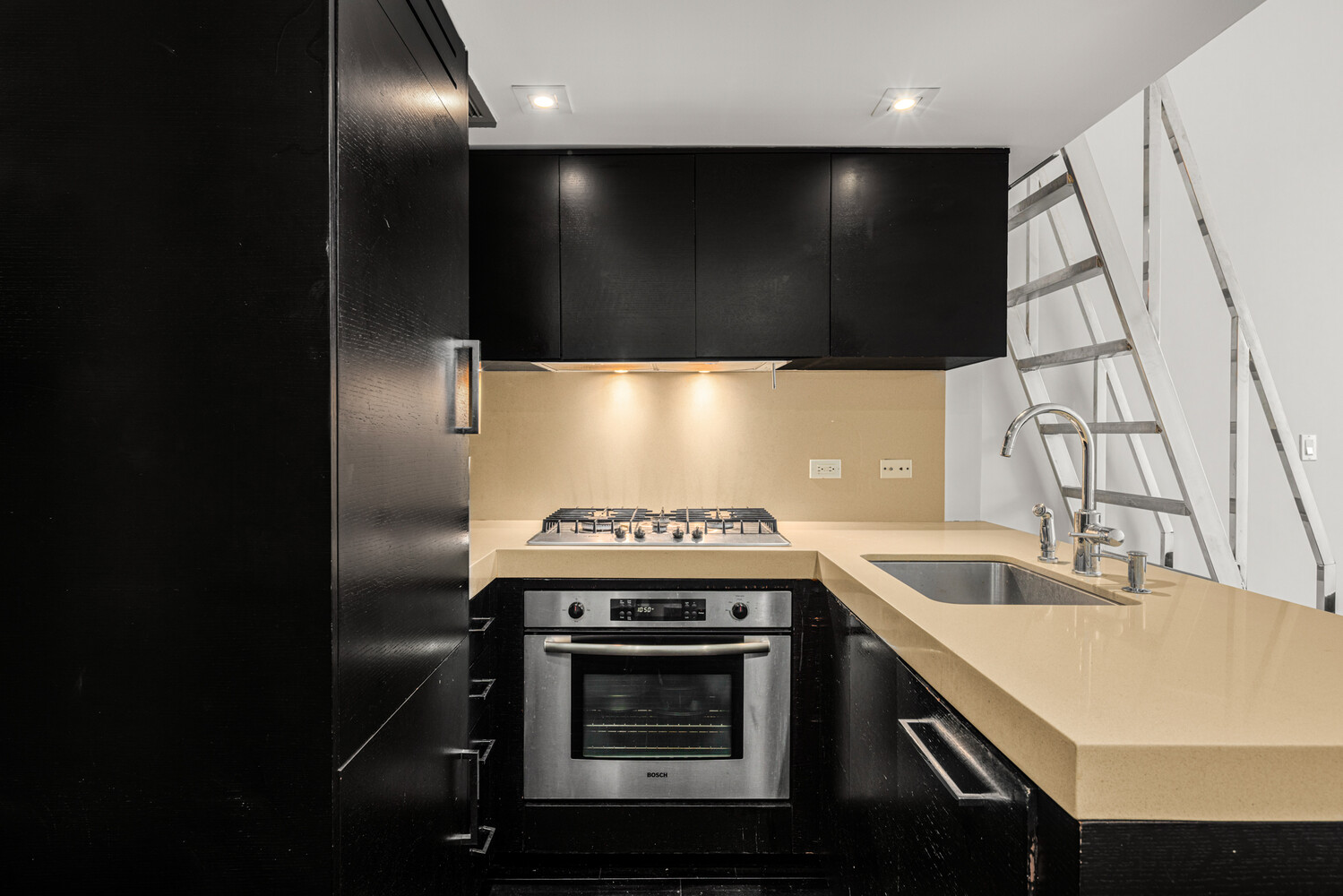254 PARK Avenue S 9G