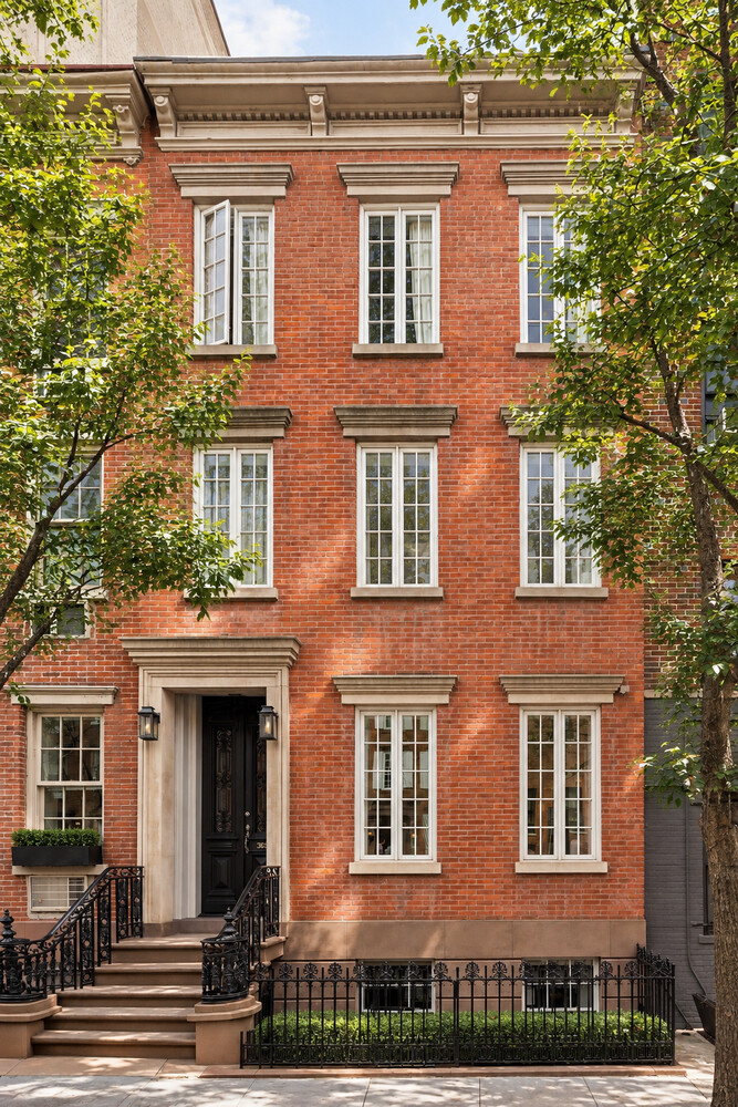 362 W 19TH Street