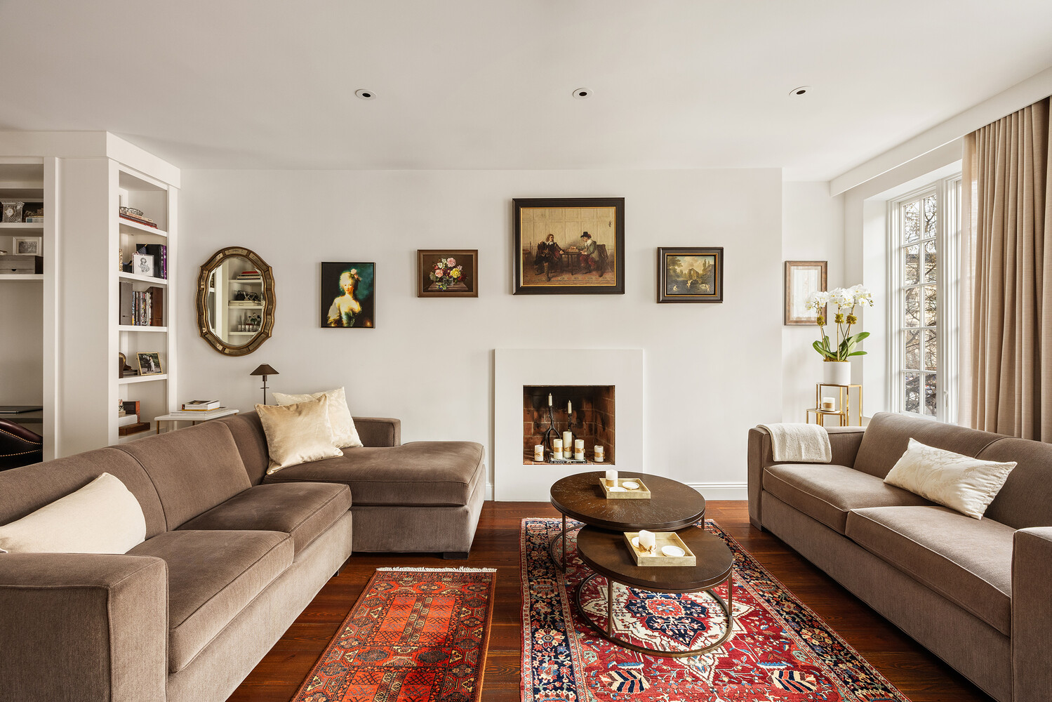 362 W 19TH Street