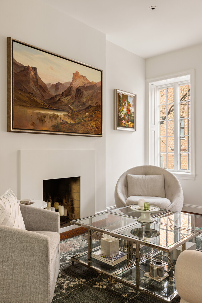 362 W 19TH Street