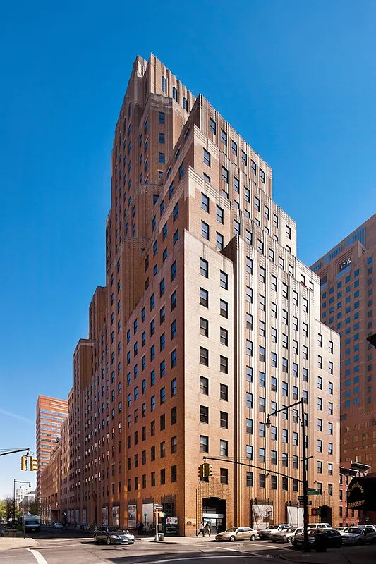 365 BRIDGE Street 22C