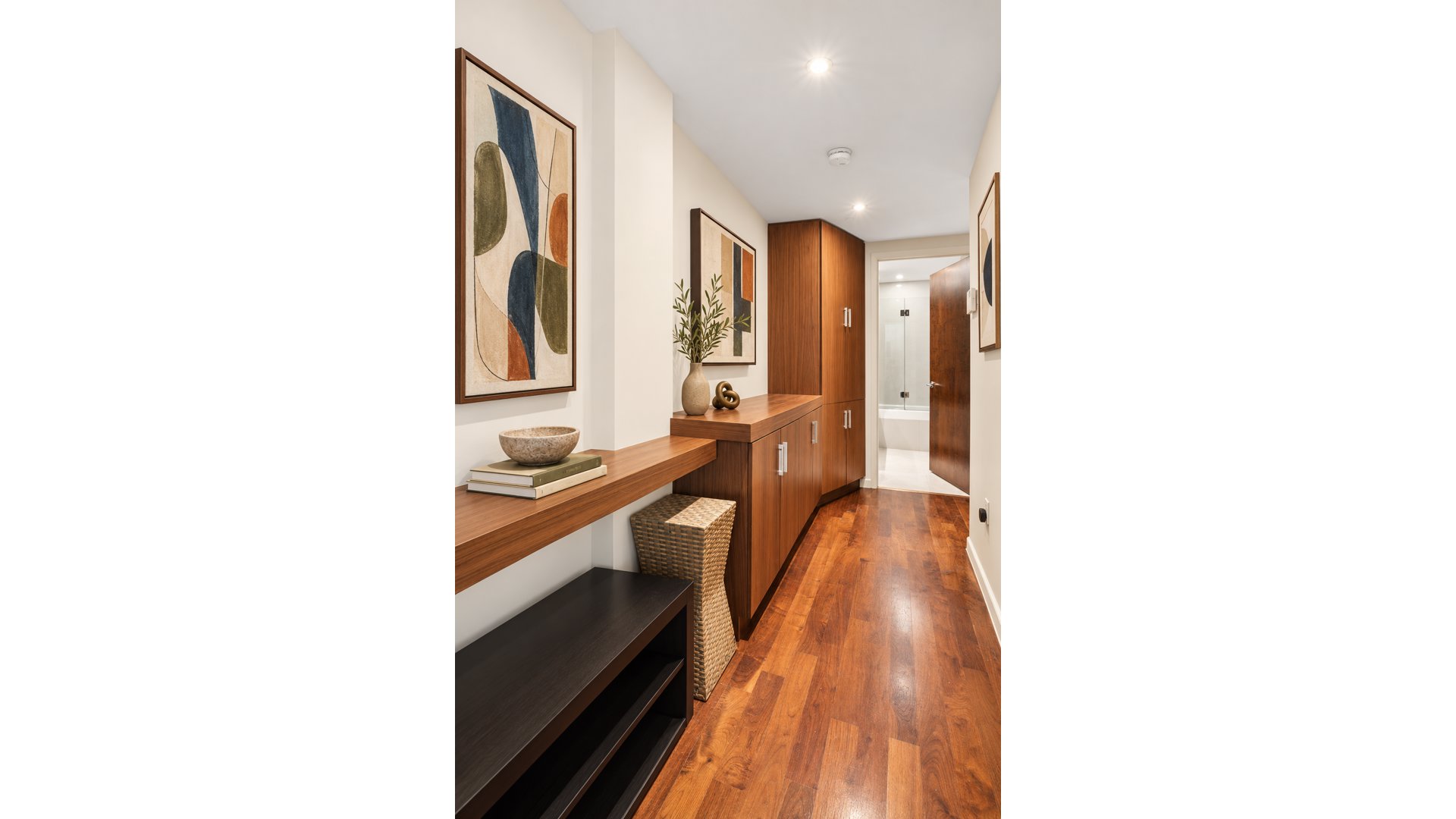 154 SKILLMAN Avenue 2B