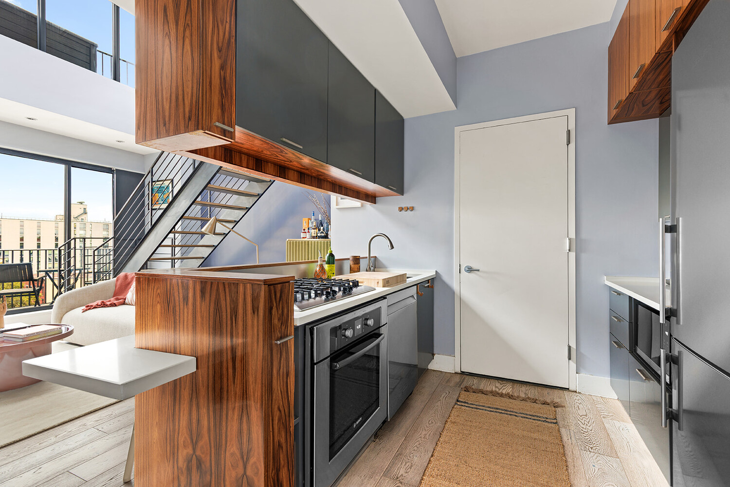 558 5TH Avenue 5B