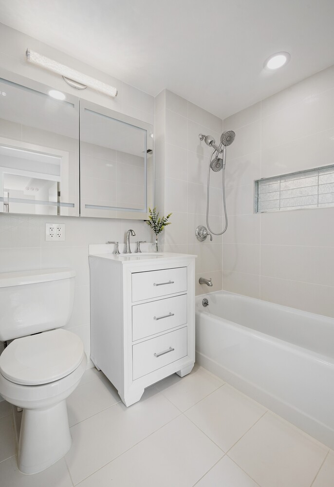 130 BRADHURST Avenue APT611