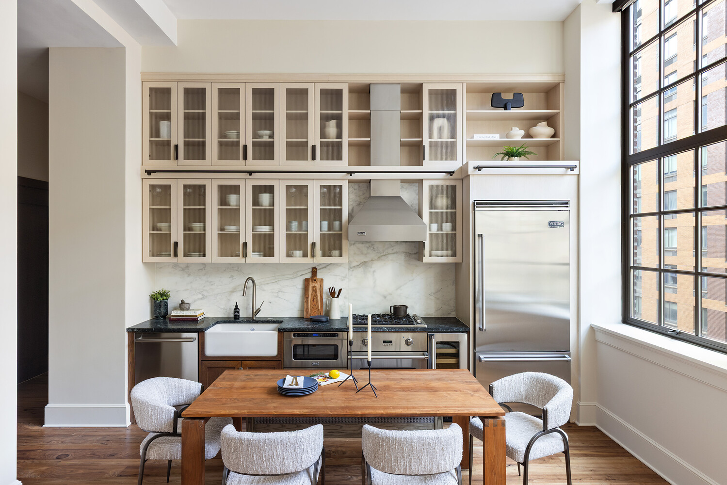 520 W 45TH Street APT4C
