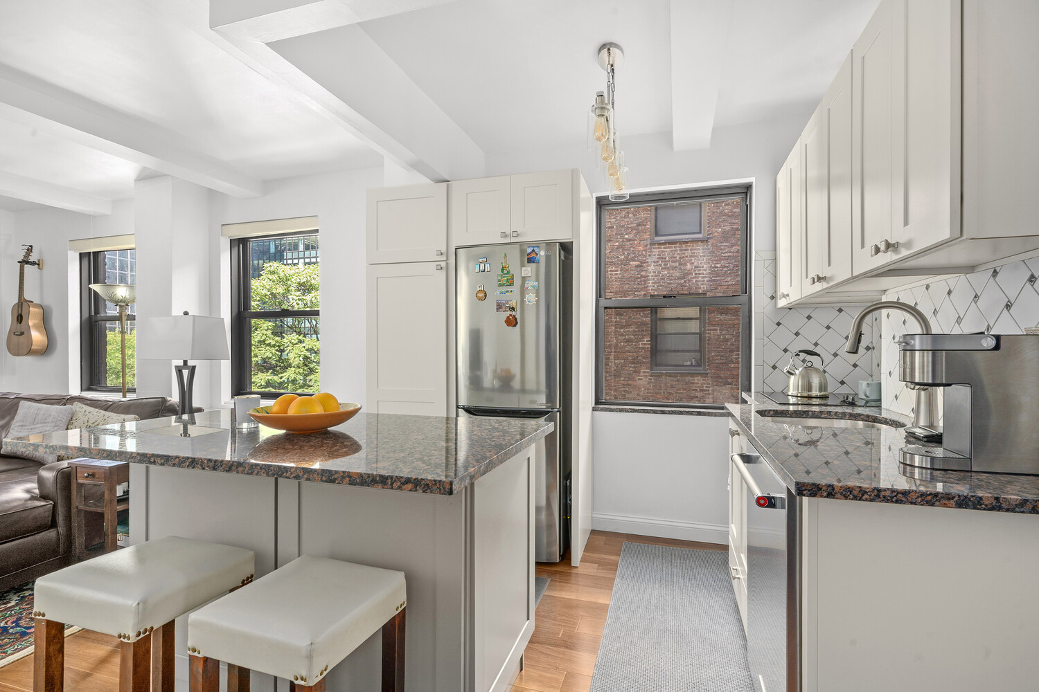 235 E 49TH Street 8C