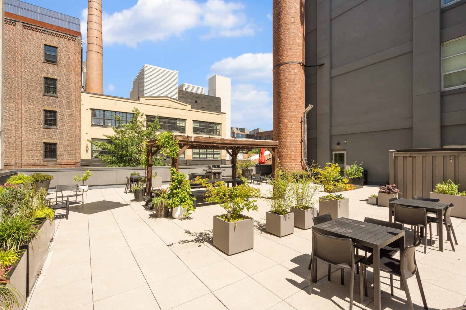 55 BERRY Street 1B
