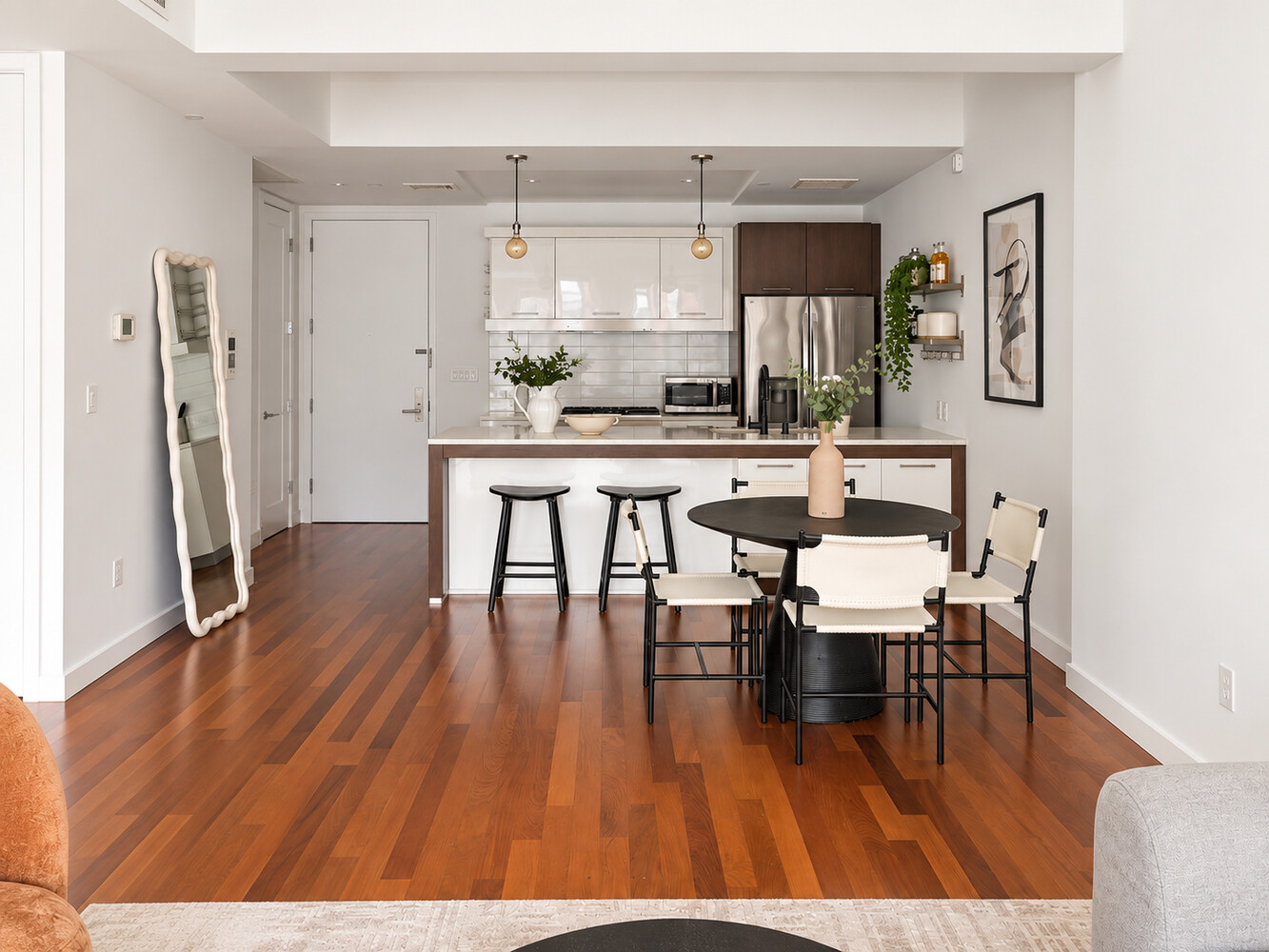 125 N 10TH Street S3I