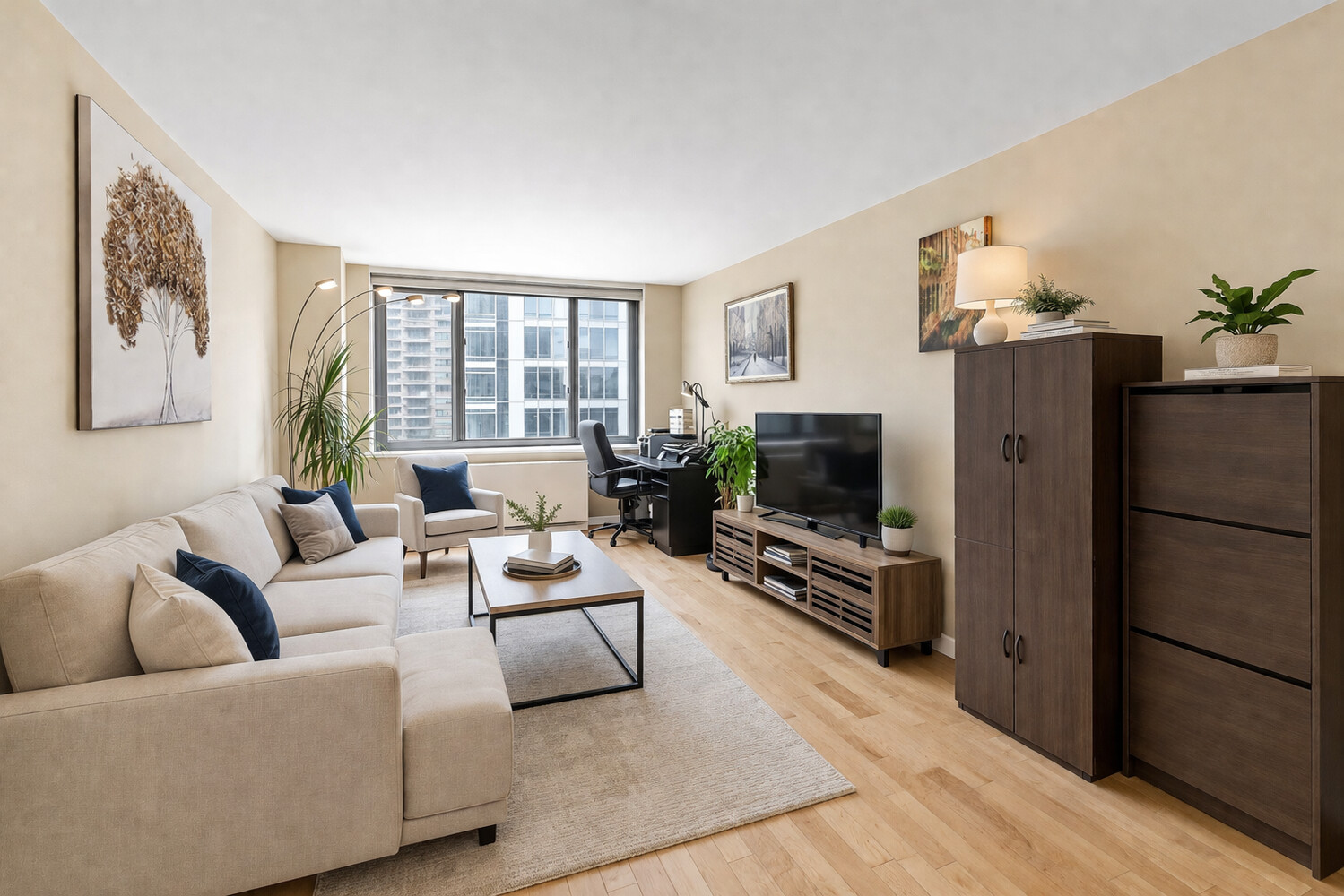 2025 BROADWAY 17A