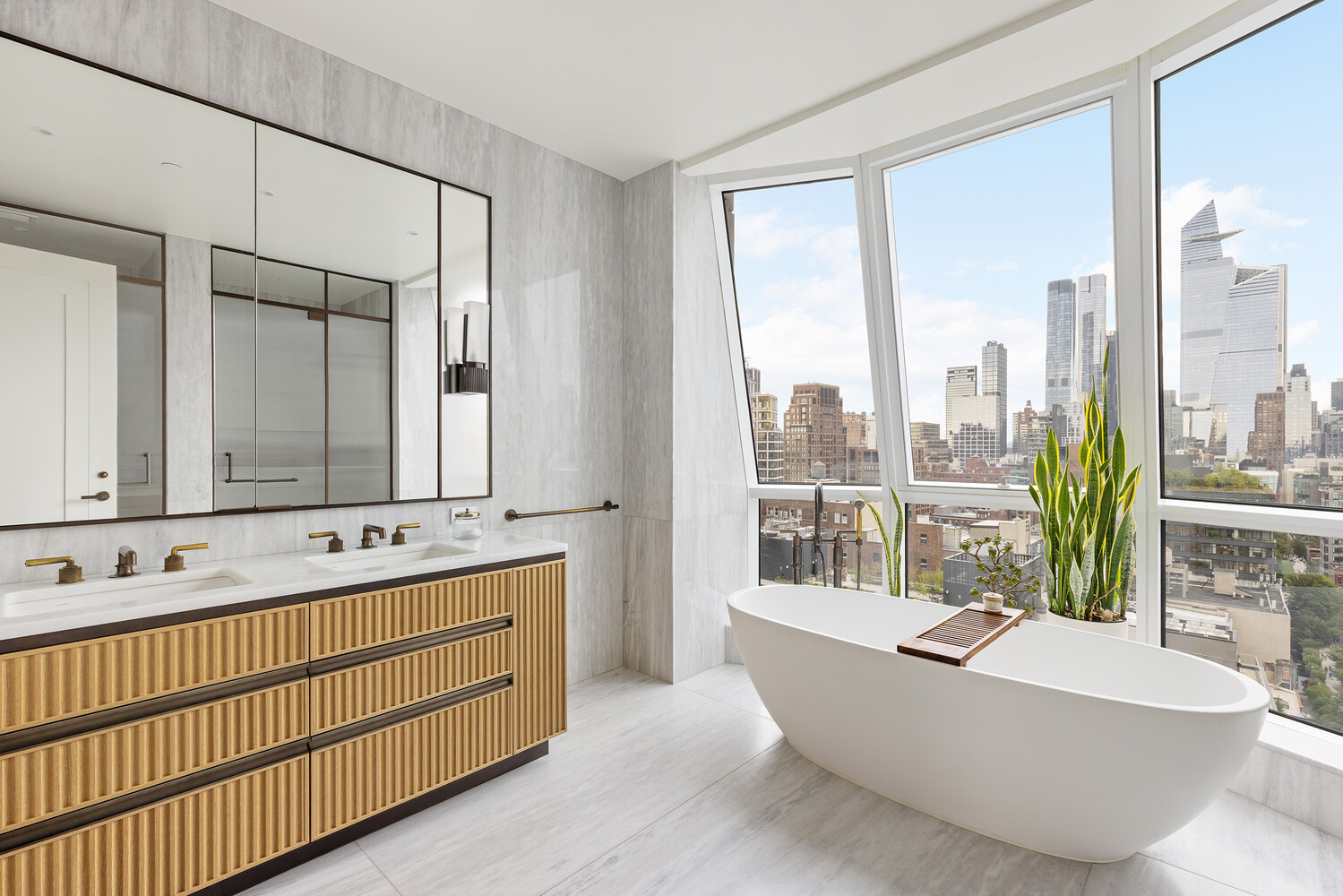 515 W 18TH Street 1701