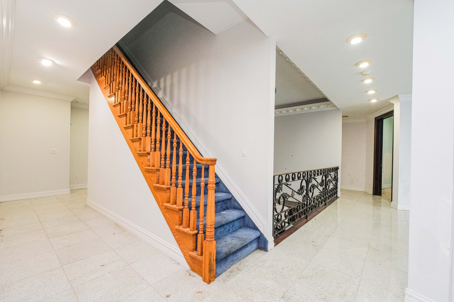 150 NICOLOSI Drive