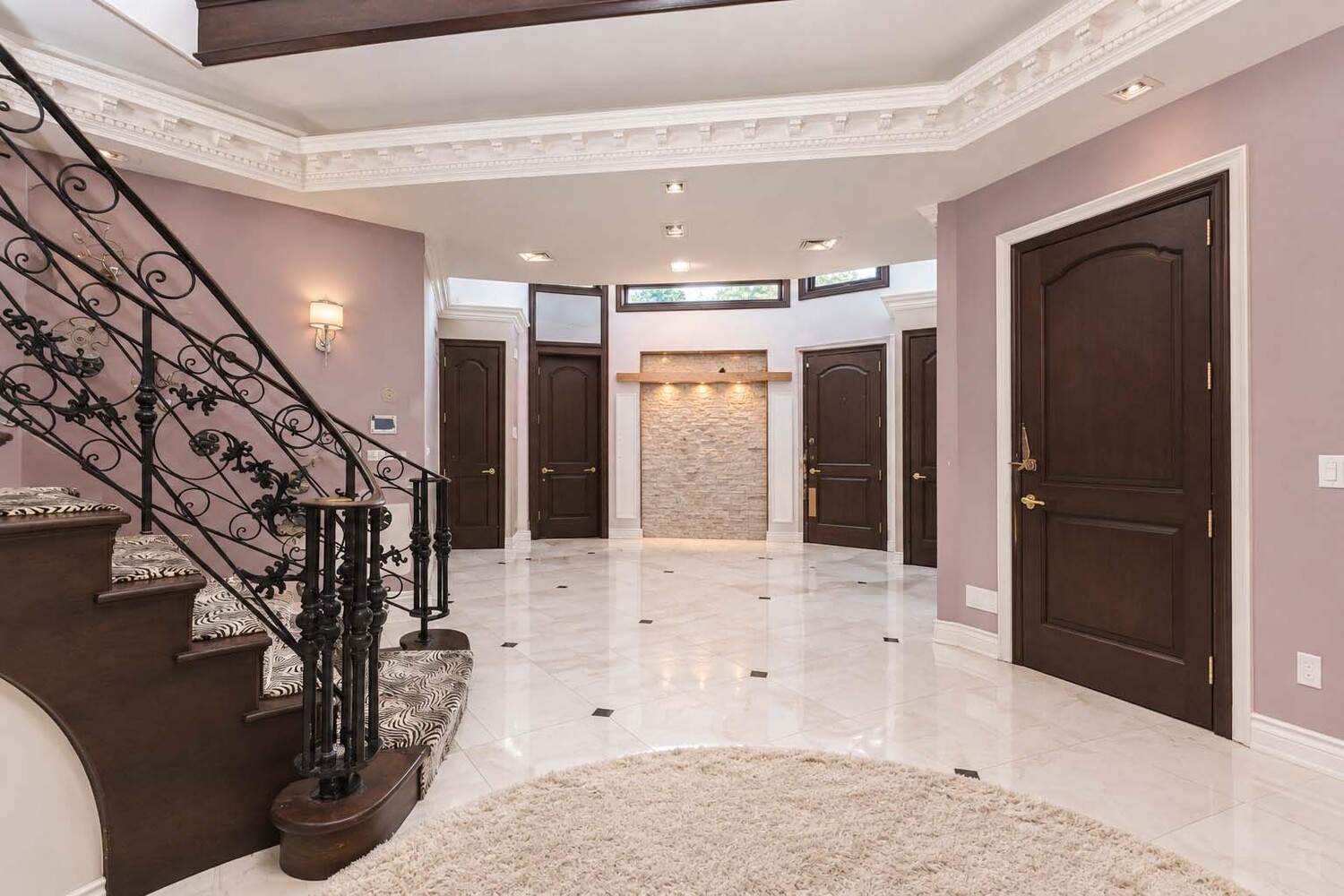 150 NICOLOSI Drive