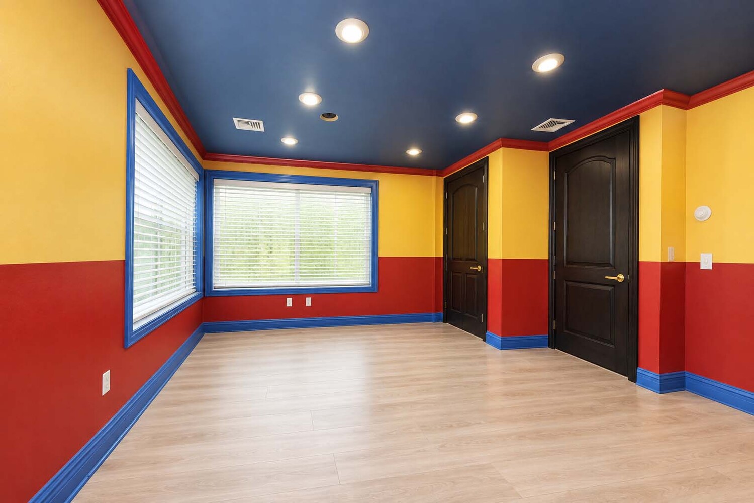 150 NICOLOSI Drive