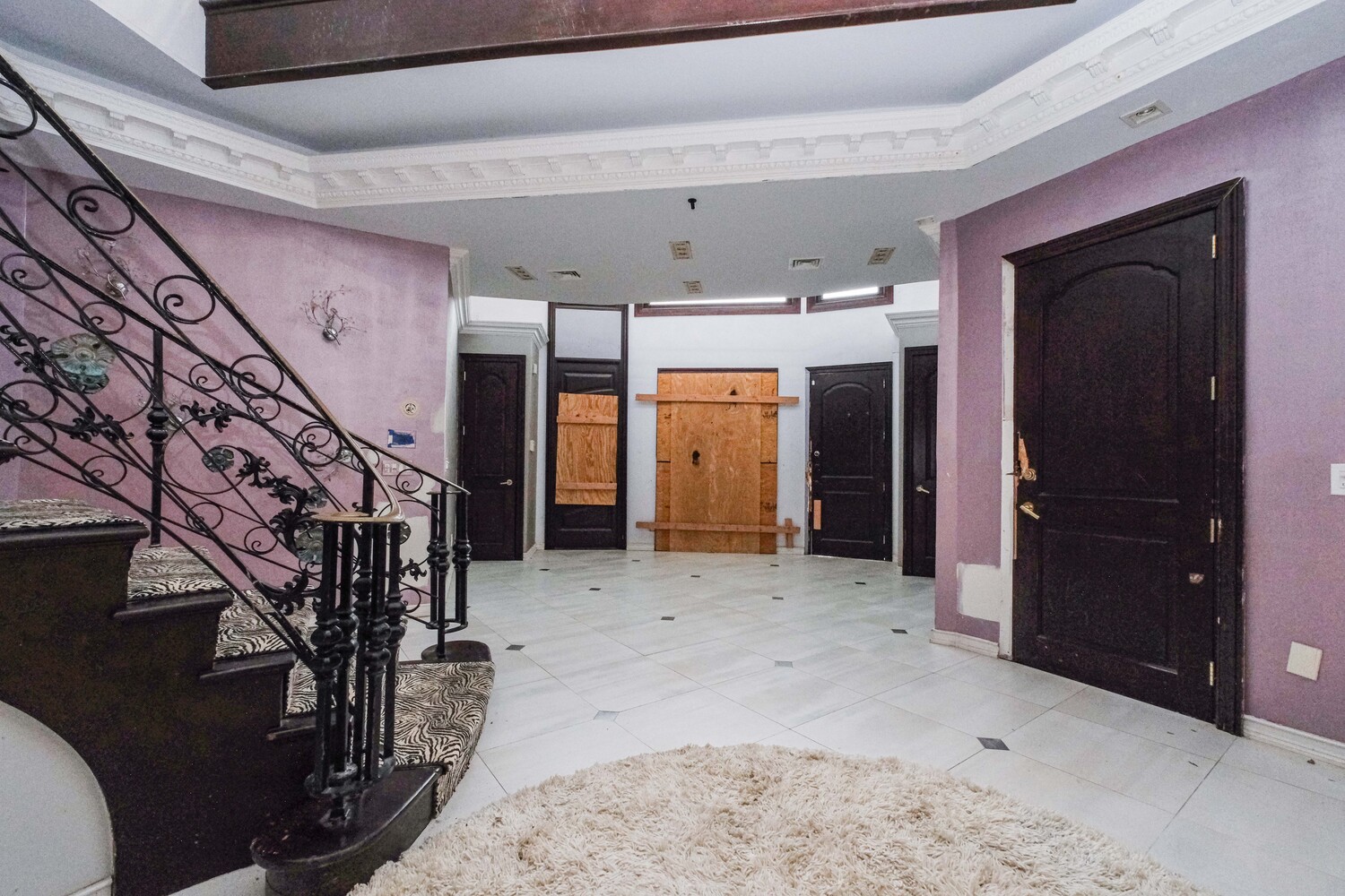150 NICOLOSI Drive