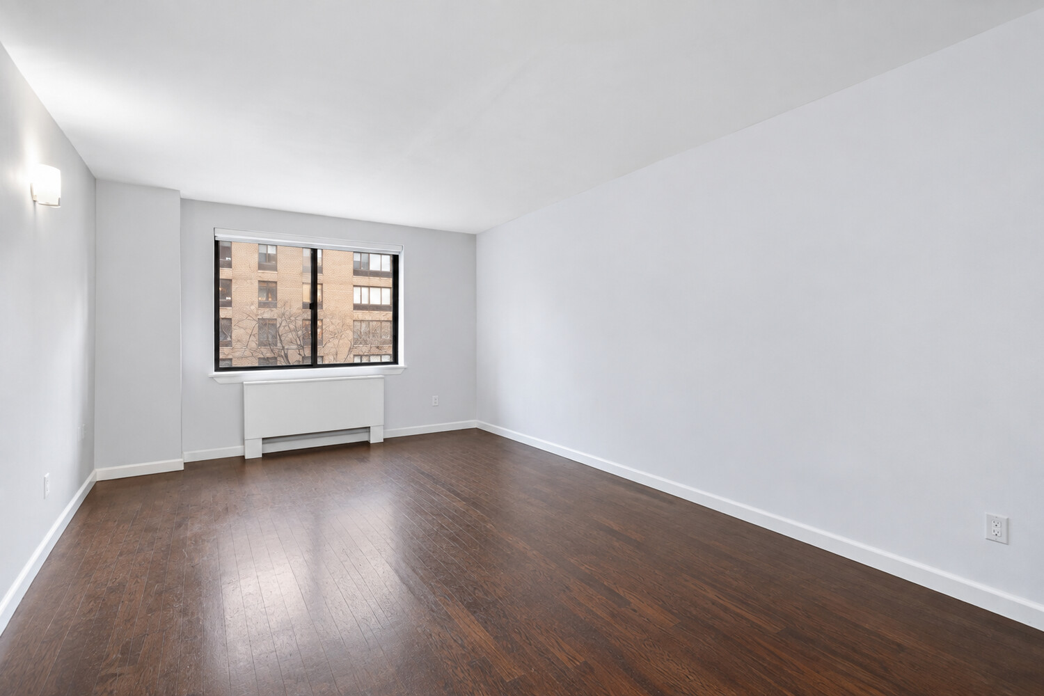 300 RECTOR Place 4O