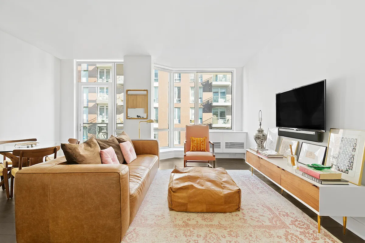 212 N 9TH Street 4B