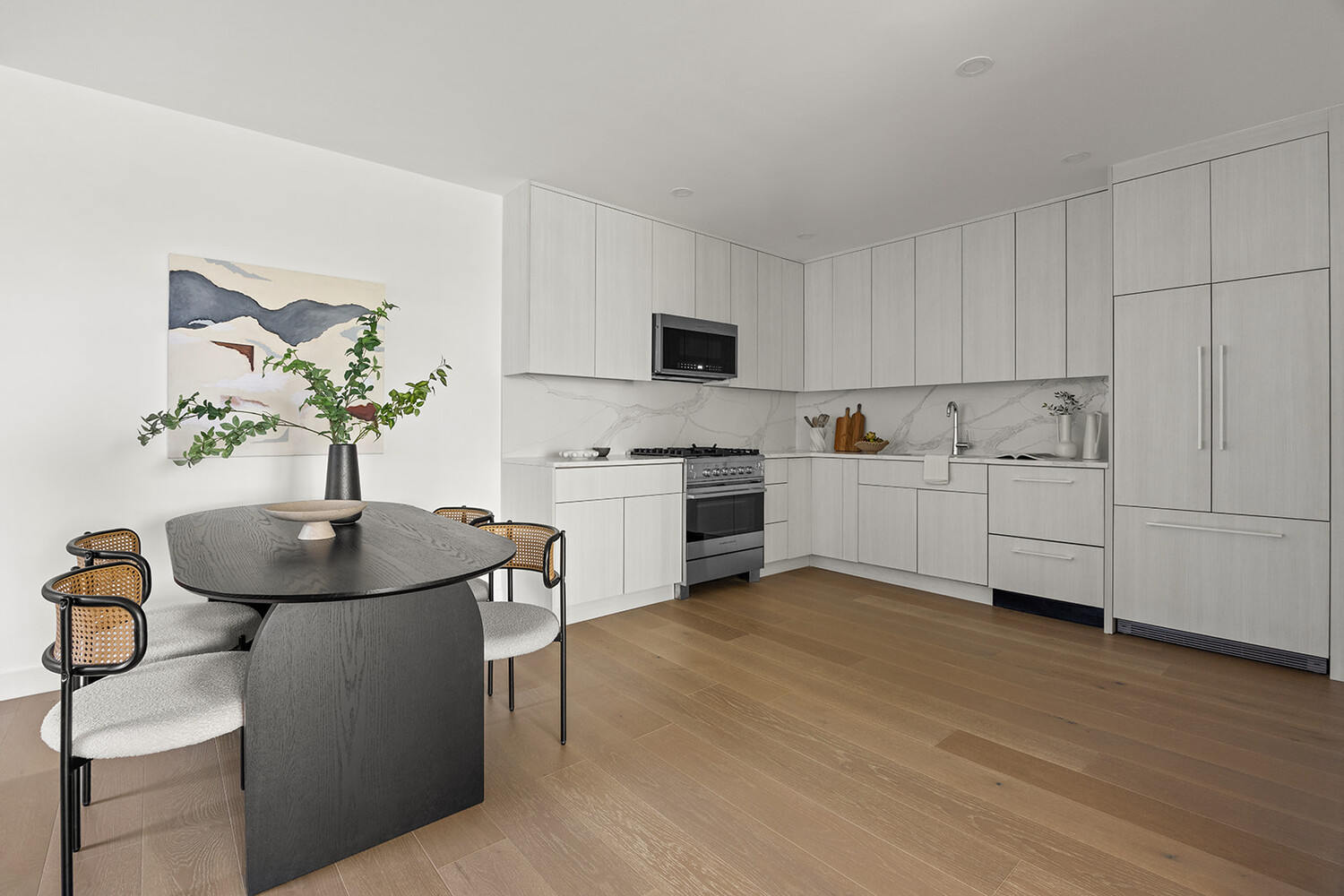 379 OCEAN Parkway 5B