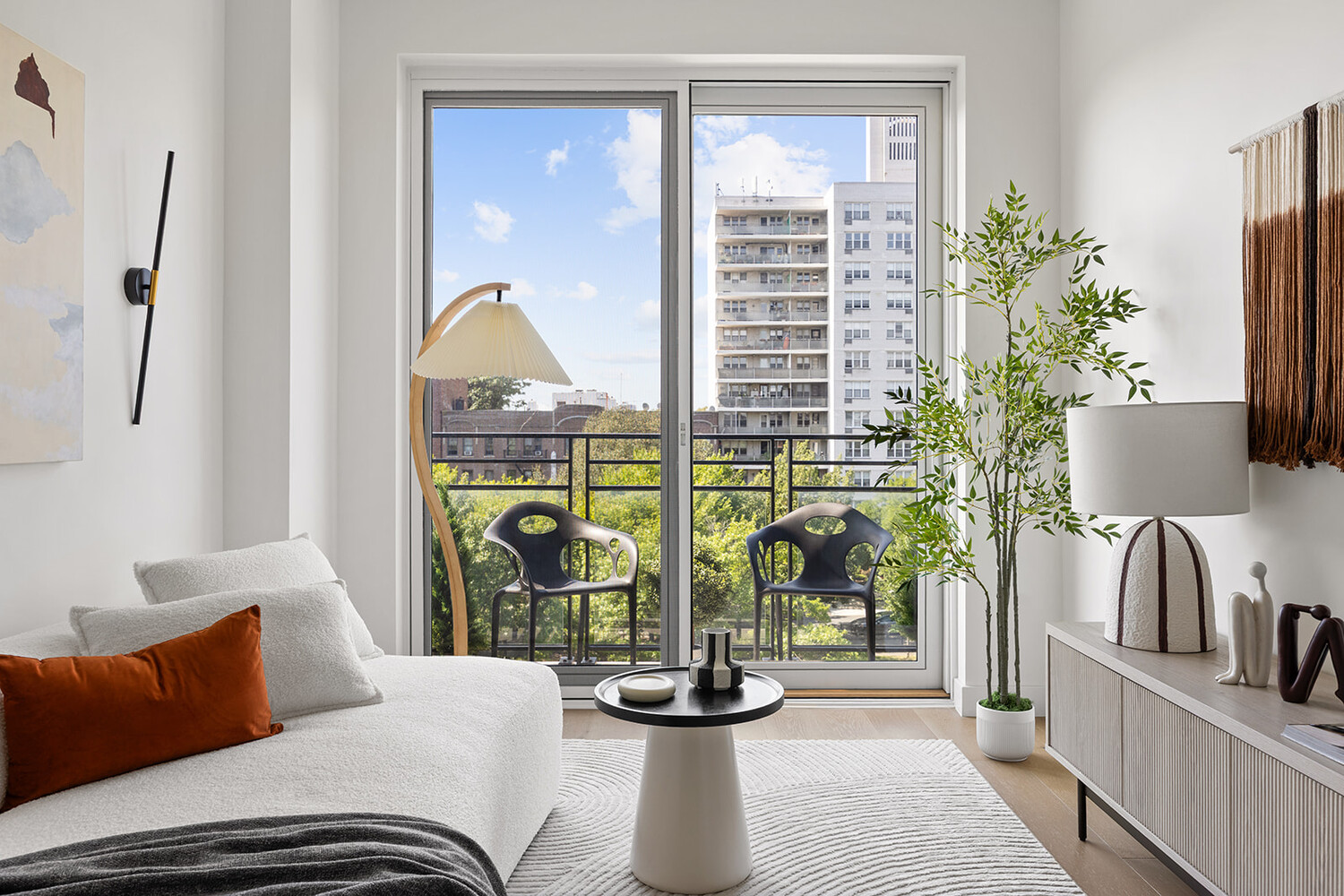 379 OCEAN Parkway 5B