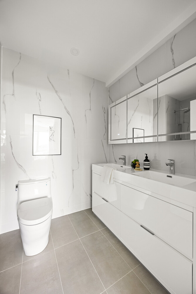 379 OCEAN Parkway 5B