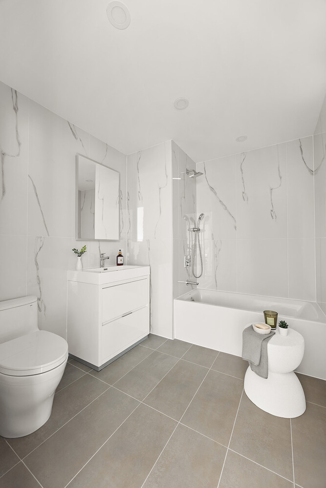379 OCEAN Parkway 5B