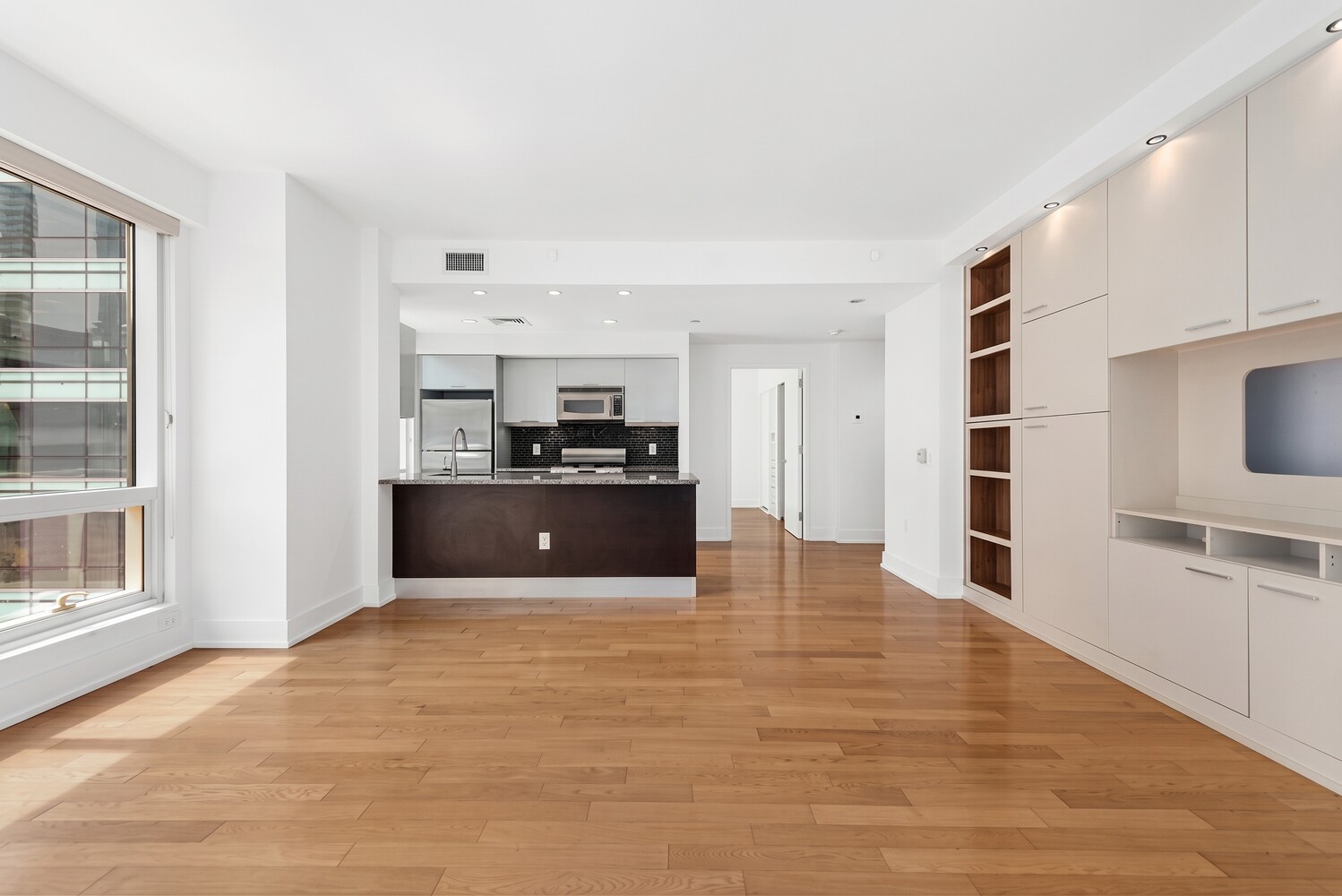 350 W 42ND Street 7G
