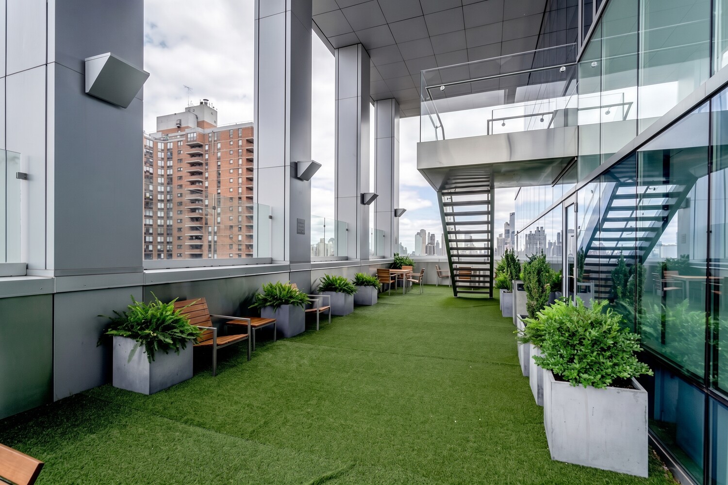350 W 42ND Street 7G